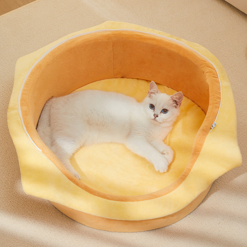 Cat Kennel Is Warm And Closed In Winter, And The Cat House Is Universal In All Seasons. It Can Be Disassembled